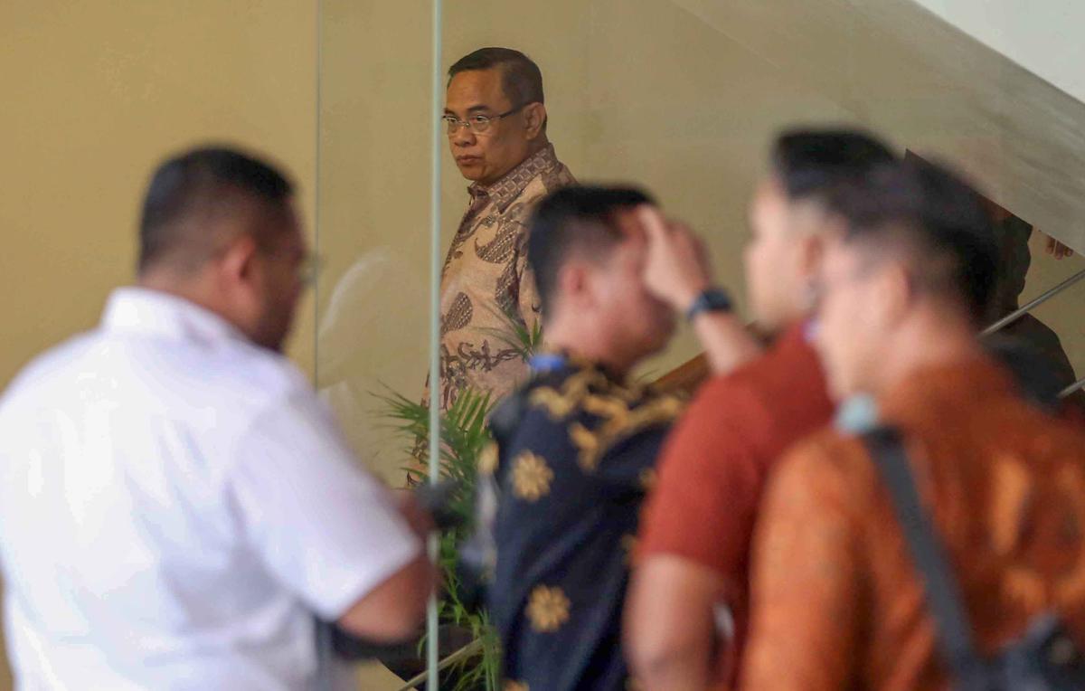 FOTO: Bupati Pati Sudewo Kembali Diperiksa KPK Terkait Dugaan Kasus Korupsi Jalur Kereta
