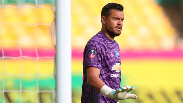 FOTO: 5 Pemain Tertua di Manchester United Musim Ini, termasuk Nemanja Matic dan Edinson Cavani - Sergio Romero