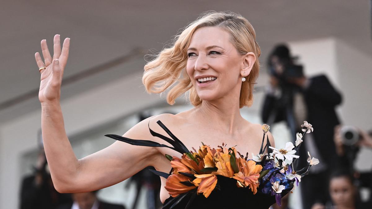Cate Blanchett Dianugerahi Penghargaan Kuno Freedom of the City of London atas Kontribusinya di Dunia Seni