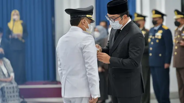 Ridwan Kamil Minta Yana Mulyana Jaga Kondusivitas Kota Bandung