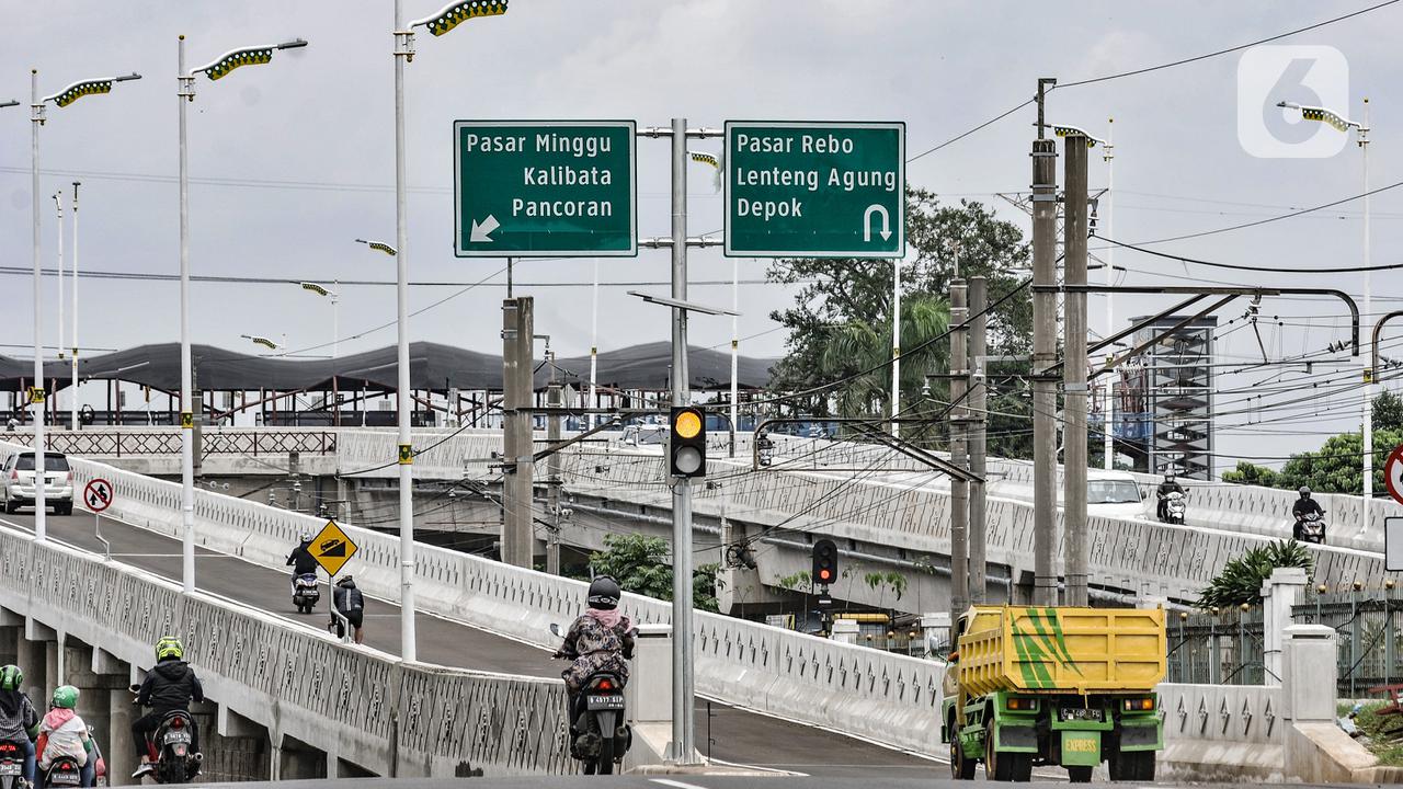FOTO: Pemprov DKI Jakarta Uji Coba Flyover Tapal Kuda
