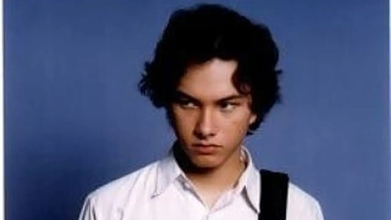 Jadi Trending, Ini 6 Potret Lawas Nicholas Saputra saat SMA