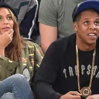 Pasangan Beyonce dan Jay Z yang sedang berbahagia atas kelahiran anak kembarnya beberapa hari lalu, sampai saat ini belum juga mengkonfirmasi di depan umum. Sampai saat ini bayinya pun masih berada di rumah sakit. (AFP/Bintang.com)
