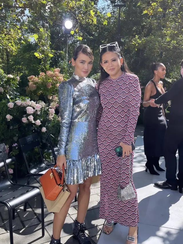 Potret Luna Maya Bersama Seleb Holywood di New York Fashion Week 2022. (Sumber: Instagram/lunamaya)