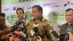 Energi Surya 100 GWp Percepat Target Net Zero Emission 15 Tahun