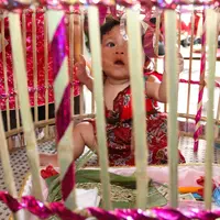 Tedak siten./Copyright shutterstock.com/g/Bima%2BAdhitya