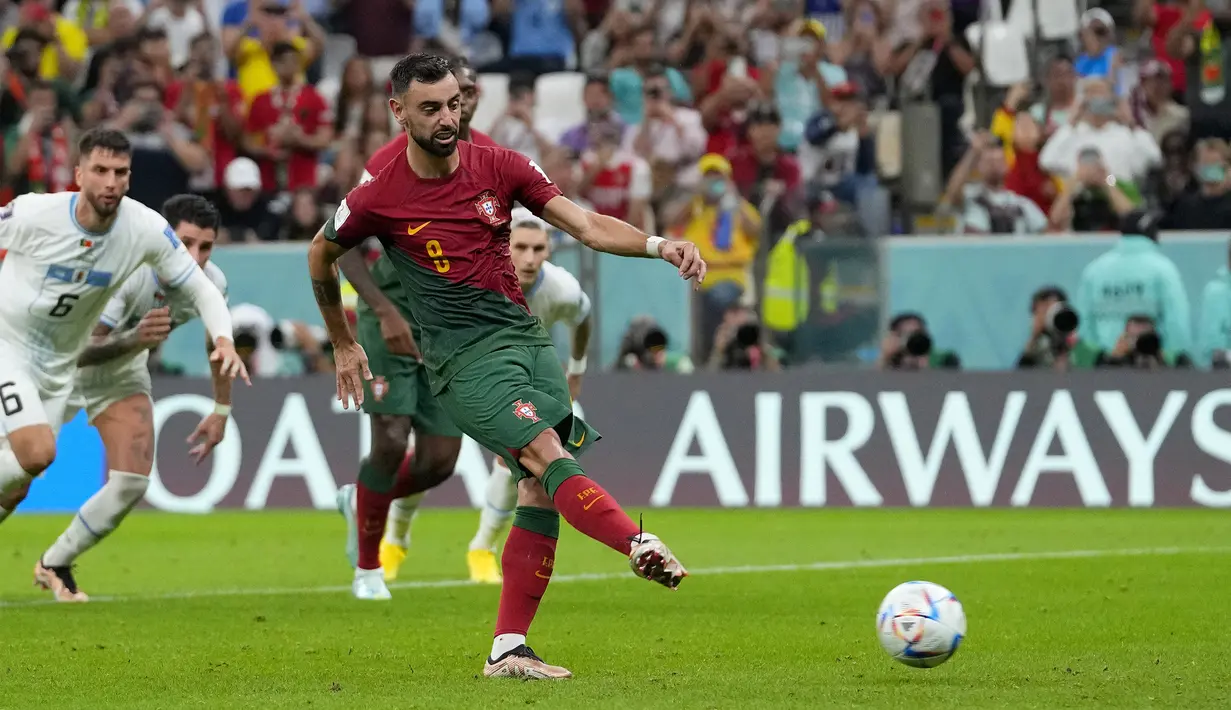 Bruno mencetak gol di menit ke-54, kemudian gol kedua dicetak lewat titik putih pada menit ke-90’+3. (AP Photo/Petr David Josek)