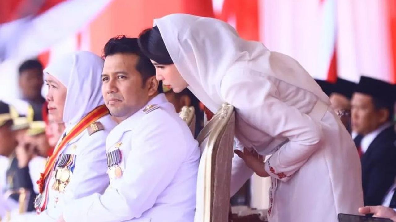 Awalnya gak romantis<br>