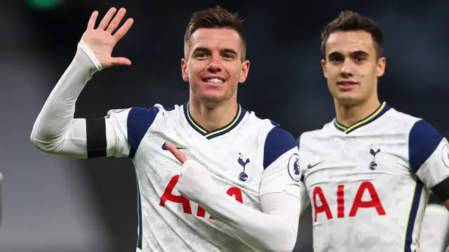 Foto: 7 Pemain Argentina yang Bermain di Liga Inggris Musim 2021 / 2022, Termasuk Emiliano Martinez yang Jadi Andalan Aston Villa