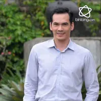 Bukan hanya pacaran, Atalarik Syah ingin menikahi Vonny Cornelia