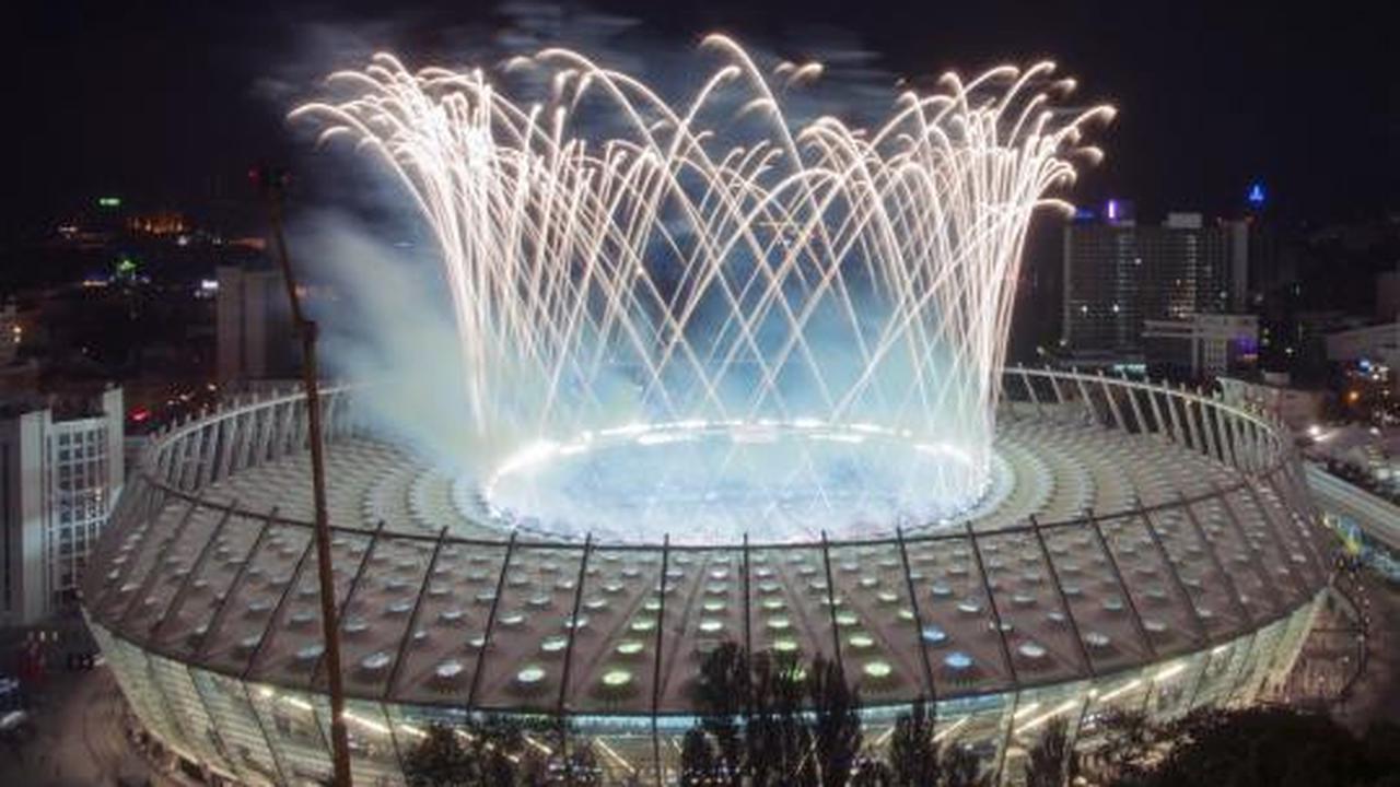Stadion Olympic dan kembang api saksi sejarah Spanyol