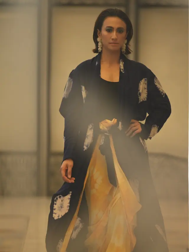 Parade Koleksi Busana Tie-Dye Ala LABELTIGA yang Memikat Mata