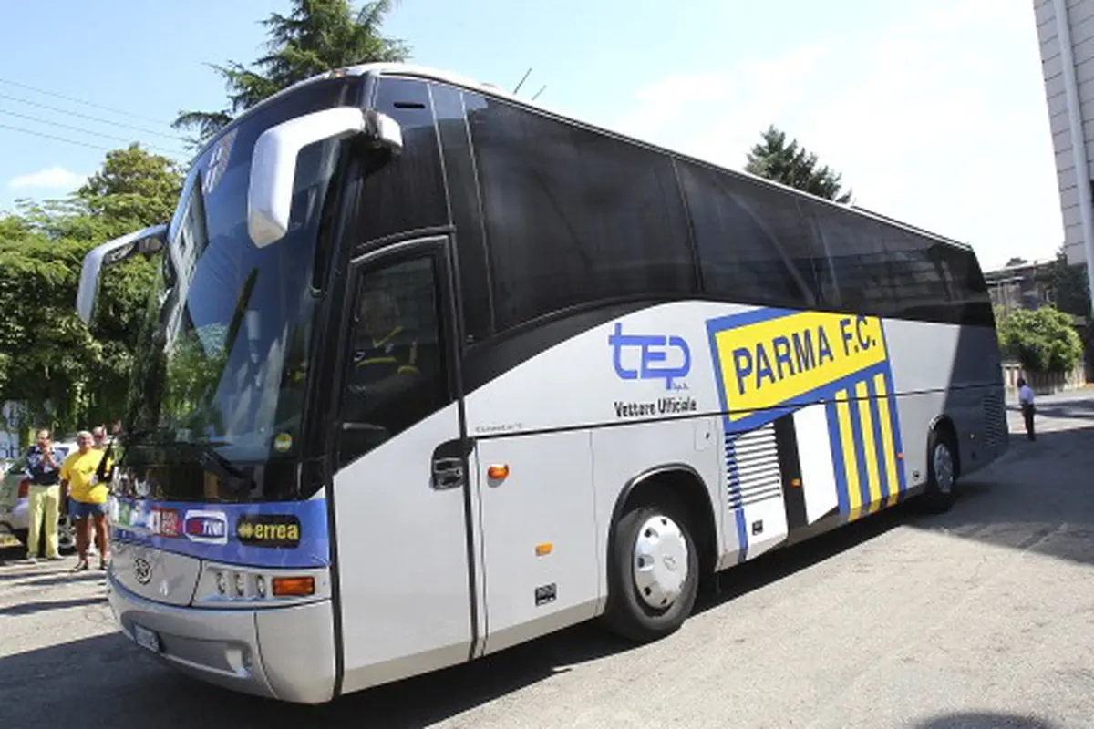 Jalani Laga Tandang, Pemain Parma Pakai Ongkos Sendiri?