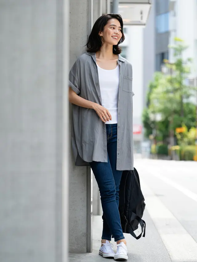 Outer Tanpa Kerah Simple Cocok untuk Santai