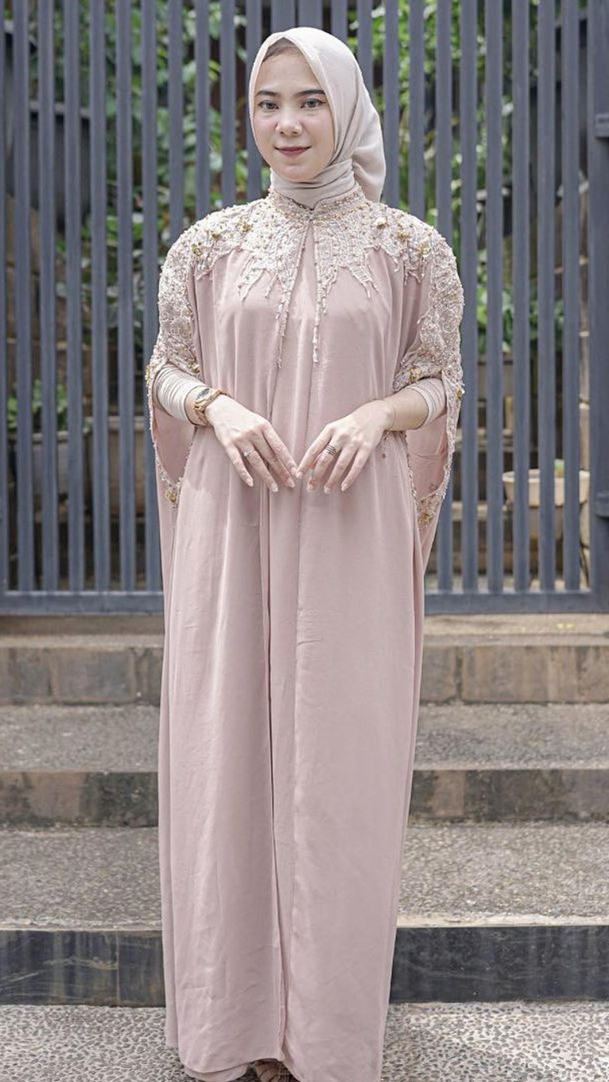 Gamis Kaftan, Tampak Lebih Anggun dan Mewah