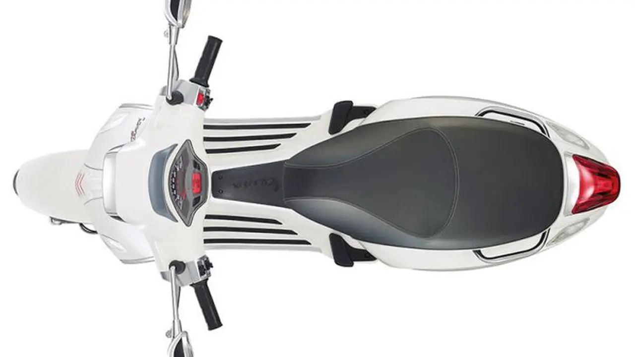 Mengintip Keunggulan Vespa Sprint 150