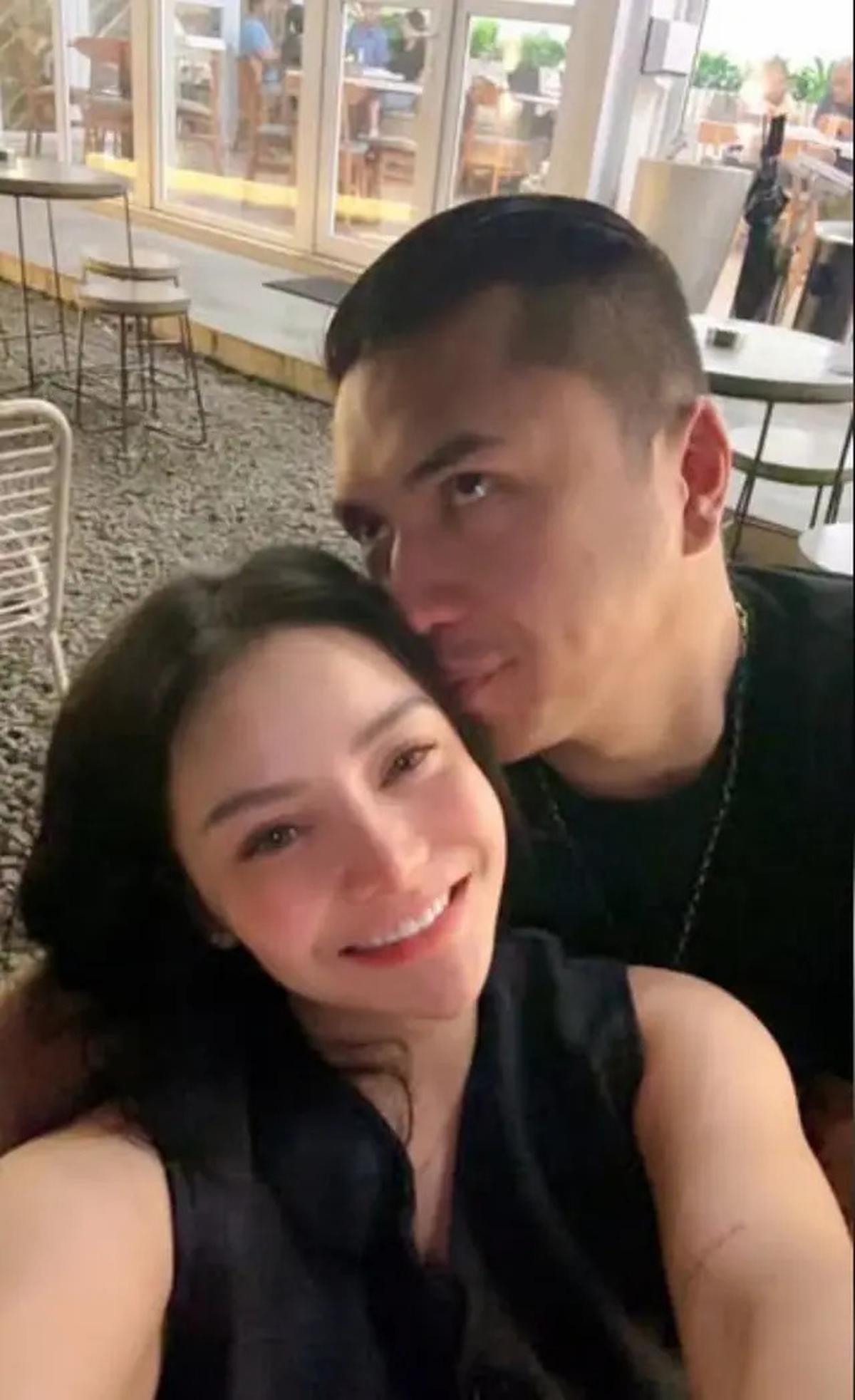 7 Potret Mawar AFI dan Kevin Wazeng Didoakan Berjodoh, Pacar Dikenal Tajir