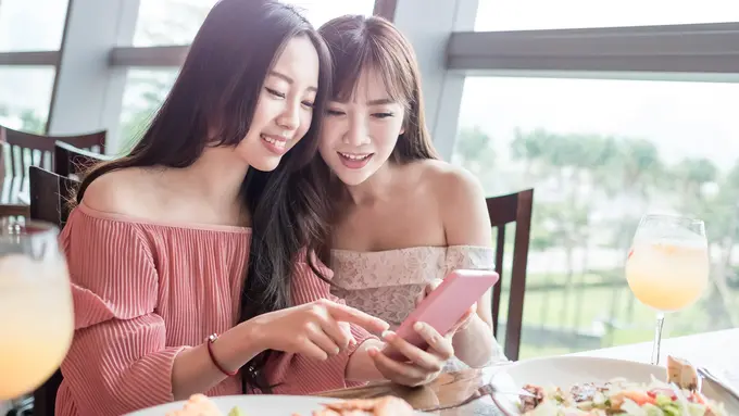 Buat Kamu yang Mau Gabung dengan Komunitas Pembaca Fimela, Join Grup WhatsApp Fimelahood Sekarang!