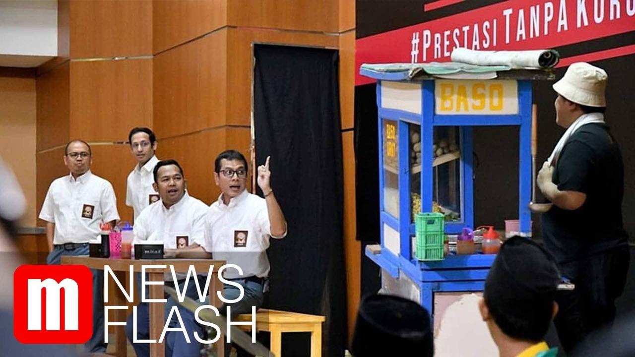 VIDEO: Jokowi Ngakak Tonton Komedi Menteri, Erick Tohir Kocak Jadi Tukang Bakso