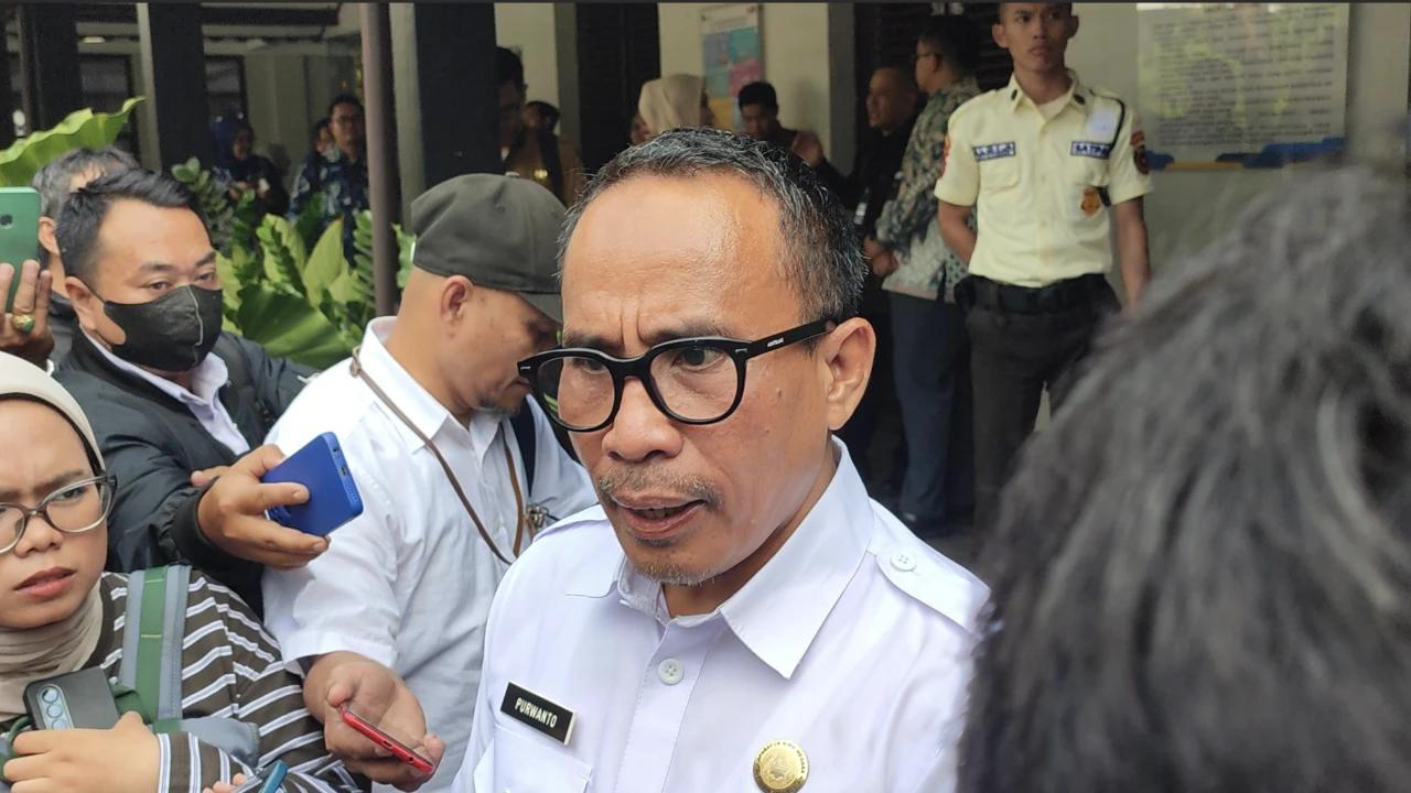 Disdik Jabar Dilaporkan ke Ombudsman soal Dugaan Maladministrasi SPMB