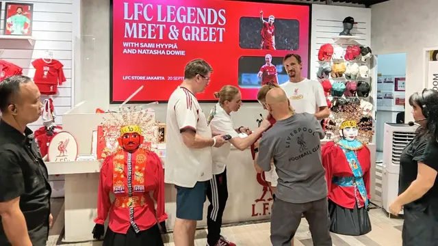Liverpool FC Legends Meet & Greet With Liverpool FC Legends: Sami Hyypia and Natasha Dowie.