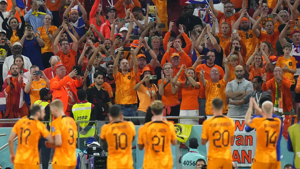 Foto: Cody Gakpo dan Davy Klaassen Jadi Pemecah Kebuntuan Timnas Belanda atas Senegal pada Laga Grup A Piala Dunia 2022