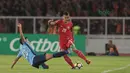 Selain memberikan assist, Rezaldi Hehanussa kerap membuat sisi kanan JDT kerepotan pada laga Piala AFC 2018 di Stadion Utama Gelora Bung Karno, Jakarta, Selasa (10/4/2018). Persija Jakarta menang 4-0.  (Bola.com/Nick Hanoatubun)