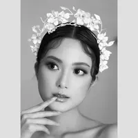 Headpiece Monliesmade. instagram/Monliesmade.