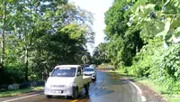 Bahaya Mengintai, Jalan Vital di Aceh Jaya Jadi Langganan Tumpahan Minyak Sawit