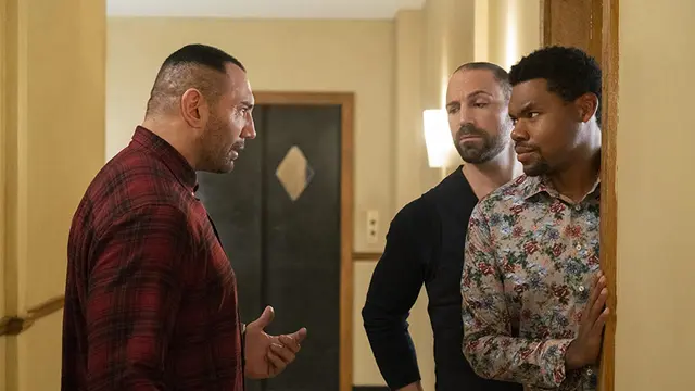 Salah satu adegan My Spy. (Foto: STX Entertainment/ IMDb)