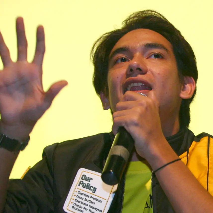 Demi keberhasilannya dalam berakting, Adipati tentunya berusaha dengan keras mendapatkan karakter Ditto. Menurutnya, memerankan karakter orang lain adalah tantangan sendiri bagi Adipati. (Nurwahyunan/Bintang.com)