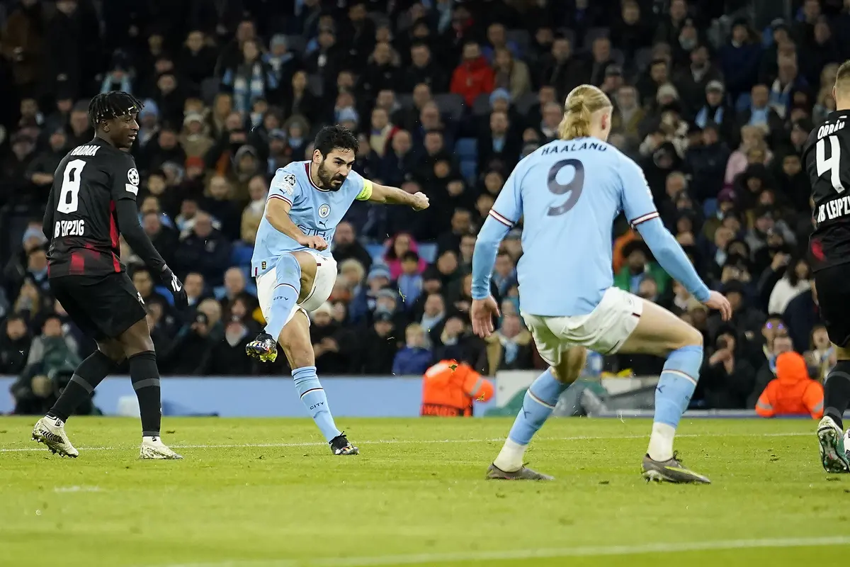Foto: Erling Haaland Tak Terbendung, Cetak 5 Gol dan Bawa Manchester City Lolos ke Babak Perempat Final Liga Champions