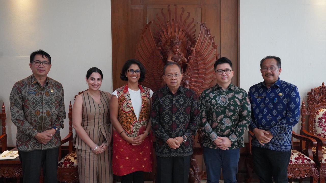Soal Pajak dan Izin, Koster Minta Airbnb Tertibkan Mitra di Bali