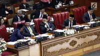 Pimpinan DPR Utut Adianto, Bambang Soesatyo, Fadli Zon, Agus Hermanto dan Fahri Hamzah saat menghadiri rapat paripurna pembukaan masa persidangan V tahun 2018-2019 di Nusantara II, Kompleks Parlemen MPR/DPR-DPD, Senayan, Jakarta, Rabu (8/5/2019). (Liputan6.com/Johan Tallo)