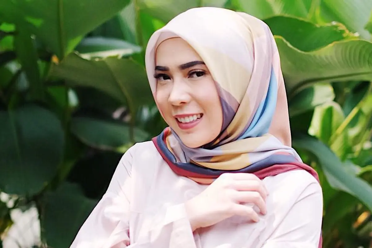 Fitri Tropica melahirkan anak kedua