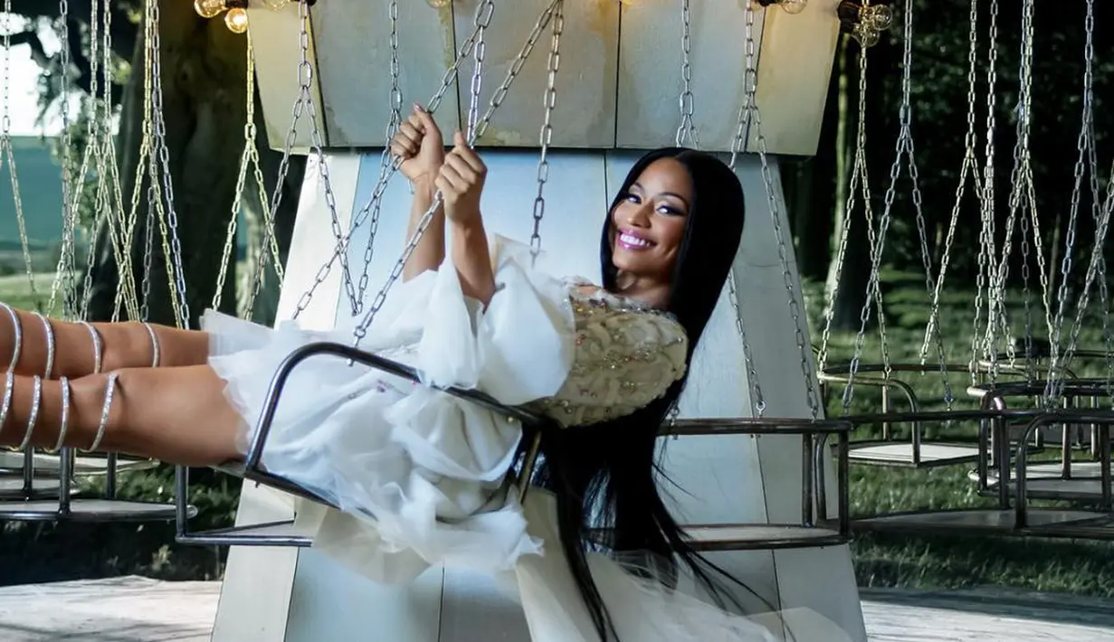 Dilansir dari Ranker, Nicki Minaj tak lahir di New York namun Saint James, Trinidad dan Tobago. (instagram/nickiminaj)