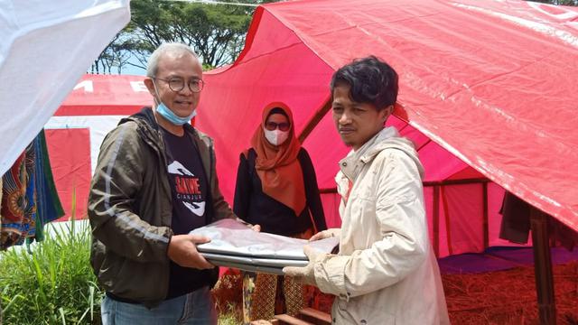 Tim Permata Sanny Peduli