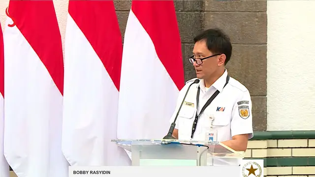 Direktur Utama PT Kereta Api Indonesia (Persero), Bobby Rasyidin dalam Peresmian Revitalisasi Stasiun Semarang Tawang, Kamis (30/7/2026).