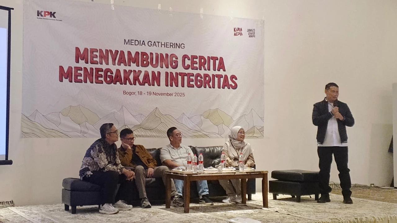 Cerita KPK di Balik Penangkapan Lukas Enembe, Penyidik Cium Tangan hingga Ngutang Sewa Pesawat ke Jakarta