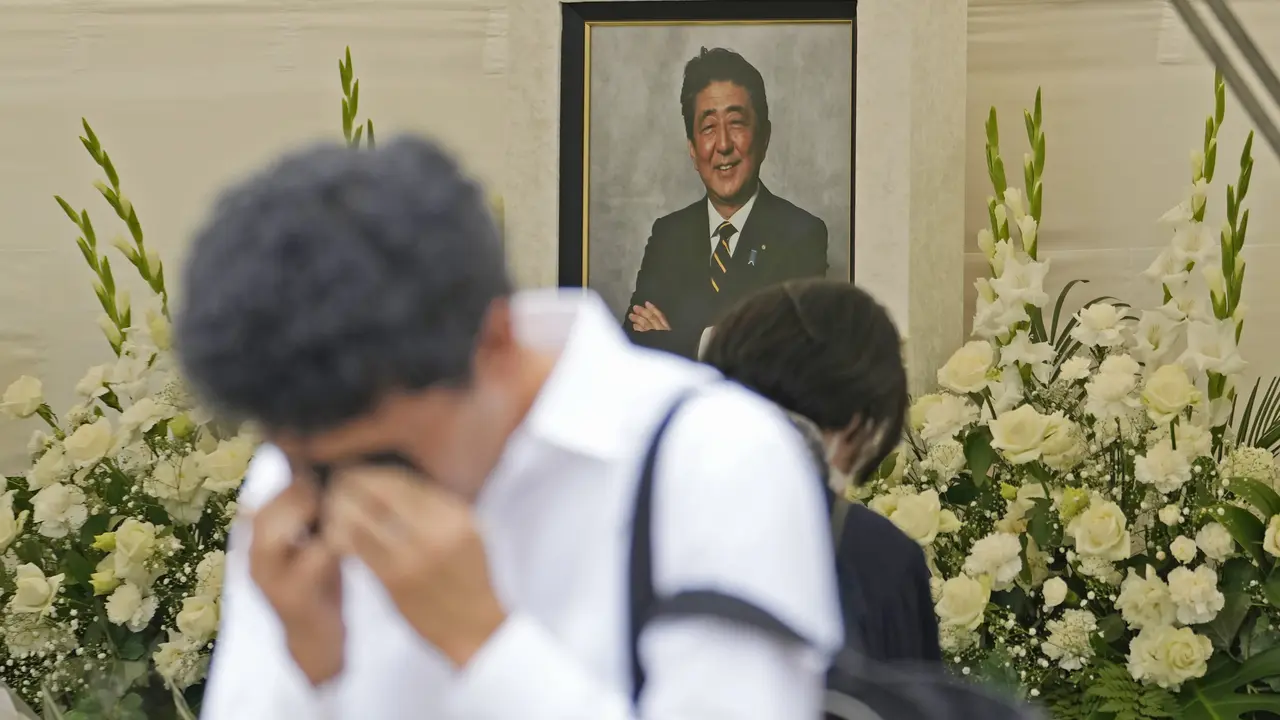 Warga Jepang Peringati Satu Tahun Kematian Shinzo Abe