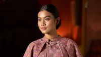 9 Pilihan Tunik Batik Lengan Panjang Wanita, Cocok untuk Gaya Kantor hingga Santai