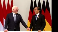 Presiden Joko Widodo atau Jokowi menyambut kunjungan kenegaraan Presiden Republik Federal Jerman Frank-Walter Steinmeier di Istana Kepresidenan Bogor Jawa Barat, Kamis (16/6/2022).