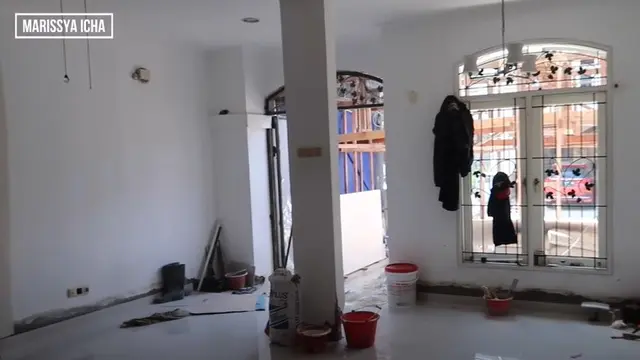 [Fimela] Rumah Gala Sky