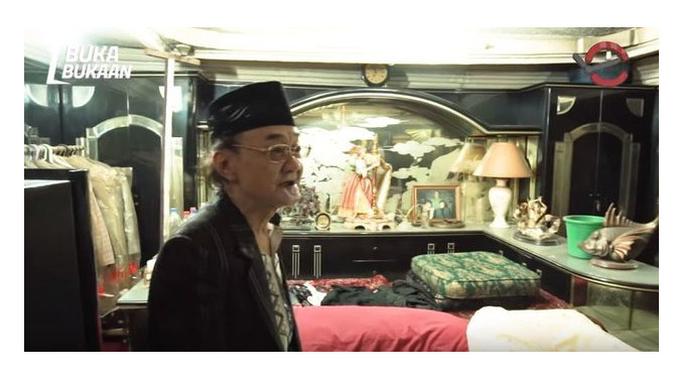 Masih ingat sosok Eyang Subur? Ini potret rumahnya yang luas. (Sumber: YouTube/  Eyang Subur Official)