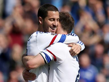 Eden Hazard mencetak dua gol sekaligus membawa Chelsea menang 4-1 atas AFC Bournemouth dalam laga Liga Inggris di Stadion Vitality, Bournemouth, Sabtu (23/4/2016). (Action Images via Reuters/Paul Childs)