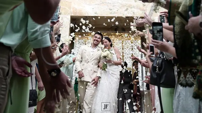 [Bintang] Pernikahan Chicco Jerikho dan Putri Marino