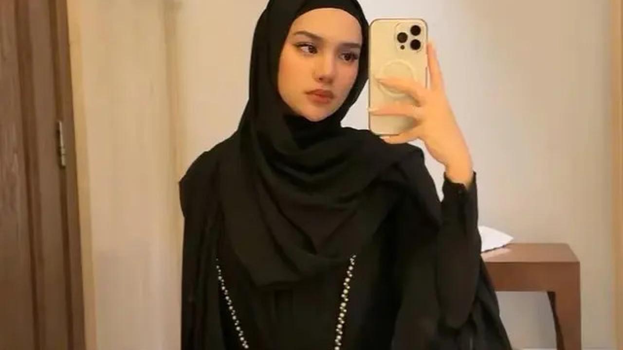 5 Inspirasi Outfit Davina Karamoy saat Pakai Gamis, Stylish dan Sopan