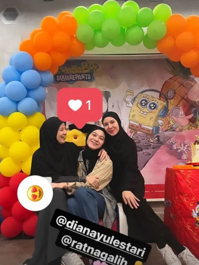 Natasha Rizky dan Ratna Galih di Ultah Dian Ayu Lestari