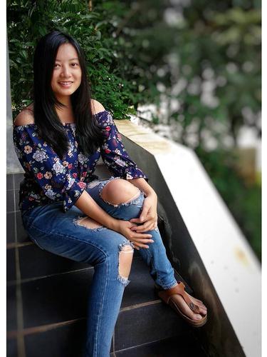 [Bintang] Leony