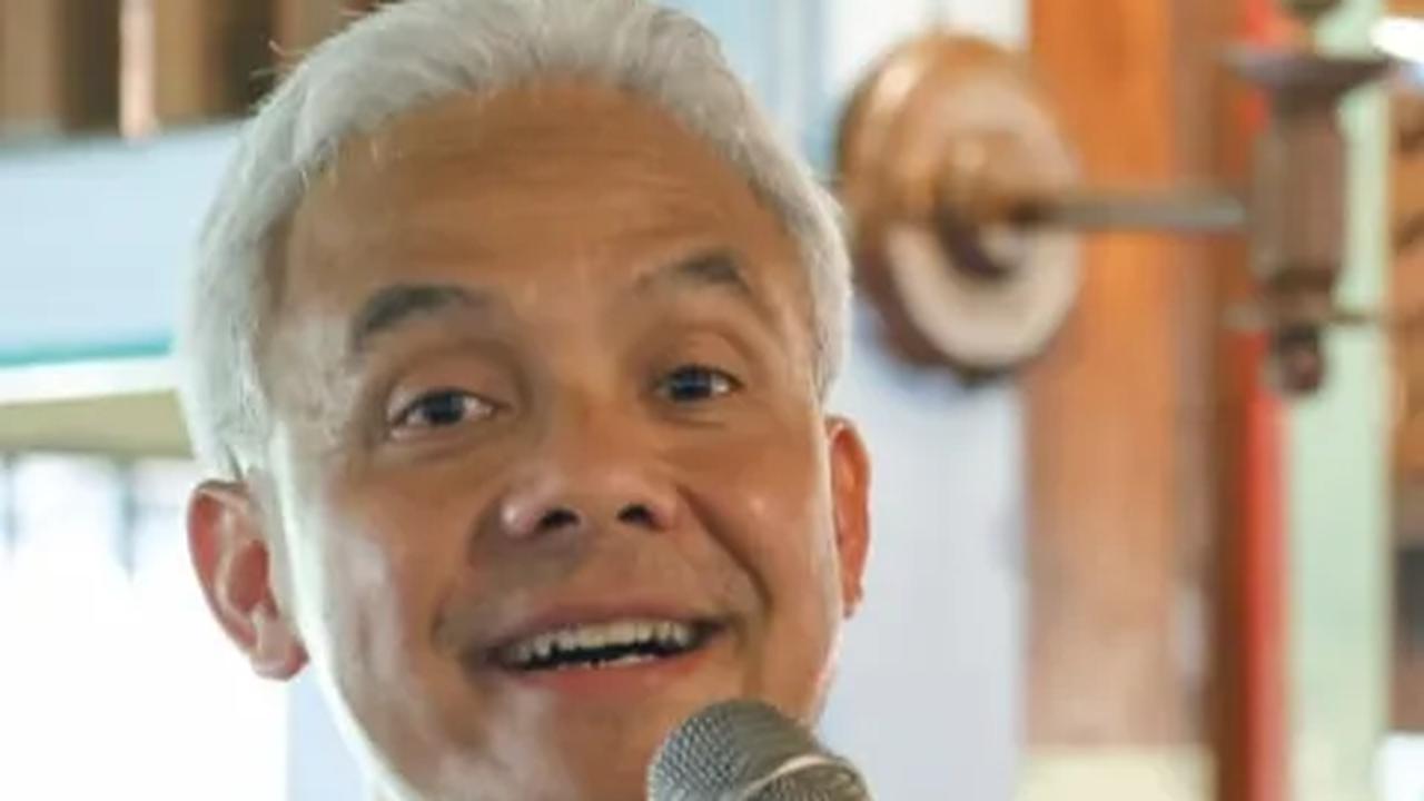 Ganjar Pranowo Janji 1 Keluarga Miskin 1 Sarjana, Jika Terpilih Jadi Presiden